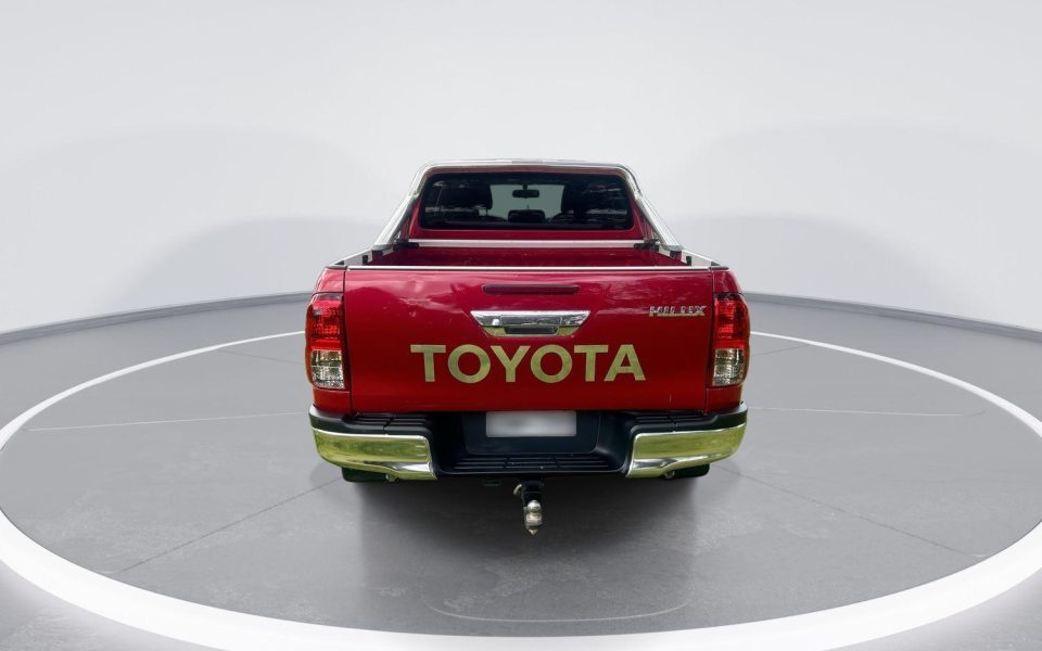 2019 Toyota Hilux SR5