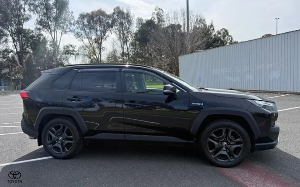 2023 Toyota RAV4 Edge
