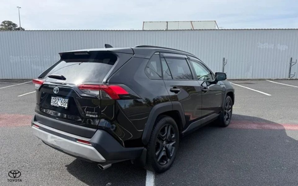 2023 Toyota RAV4 Edge