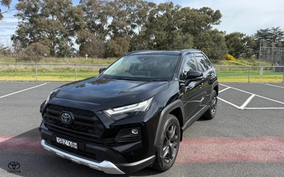 2023 Toyota RAV4 Edge