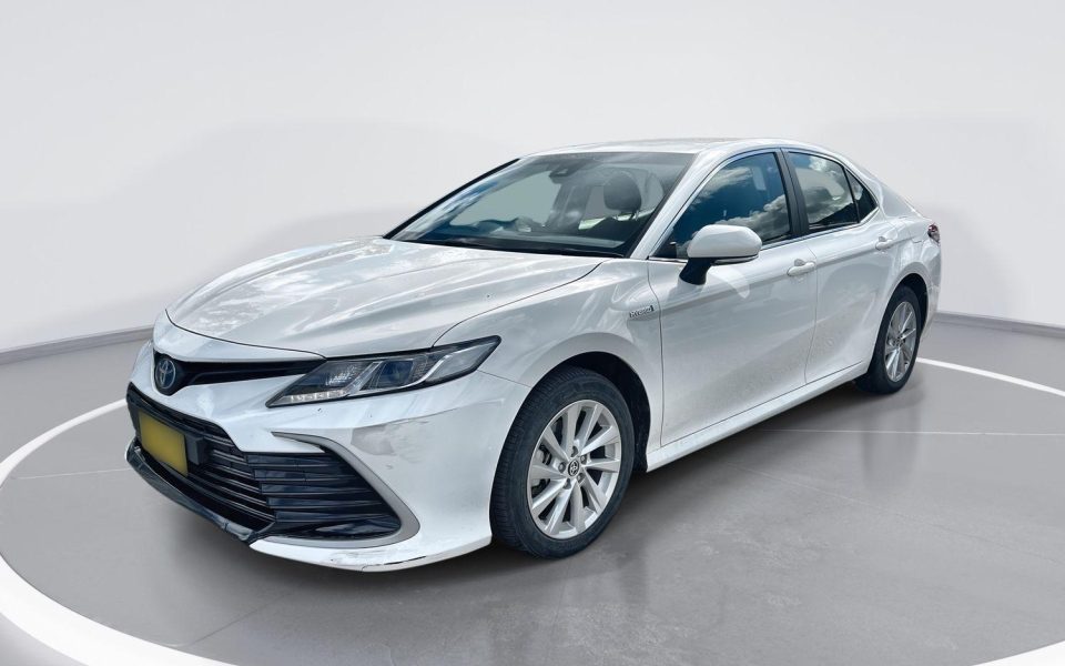 2023 Toyota Camry Hybrid Ascent