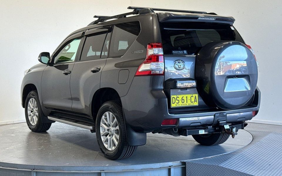 2015 Toyota Landcruiser Prado VX