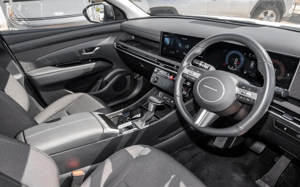 2025 Hyundai TUCSON Base