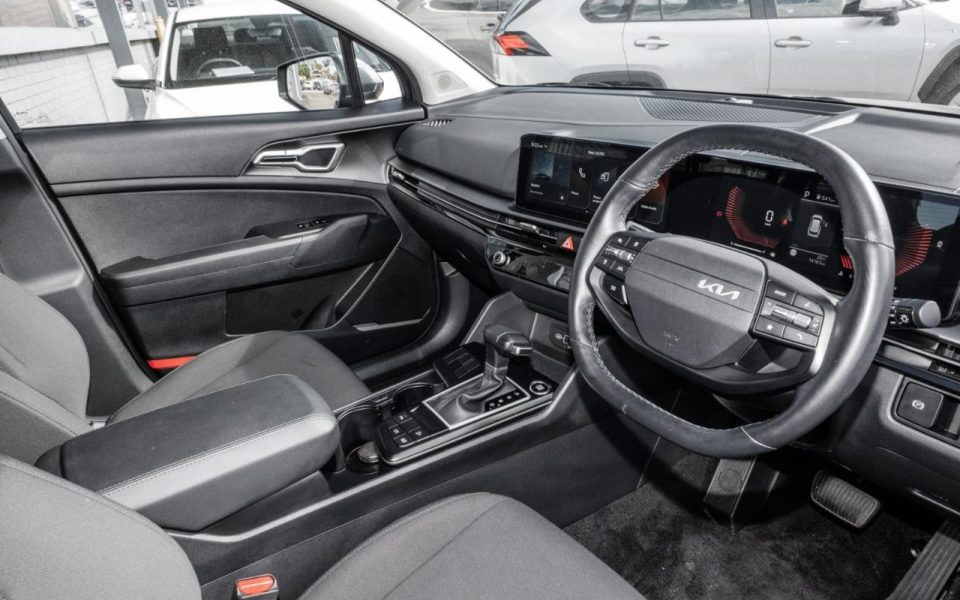 2025 Kia SPORTAGE S
