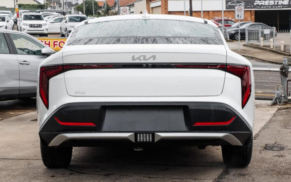 2025 Kia K4 S