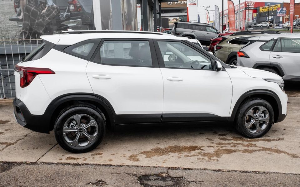 2025 Kia Seltos S