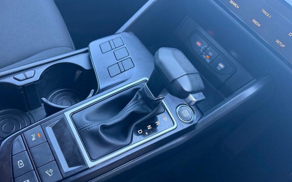 2025 Kia SPORTAGE S