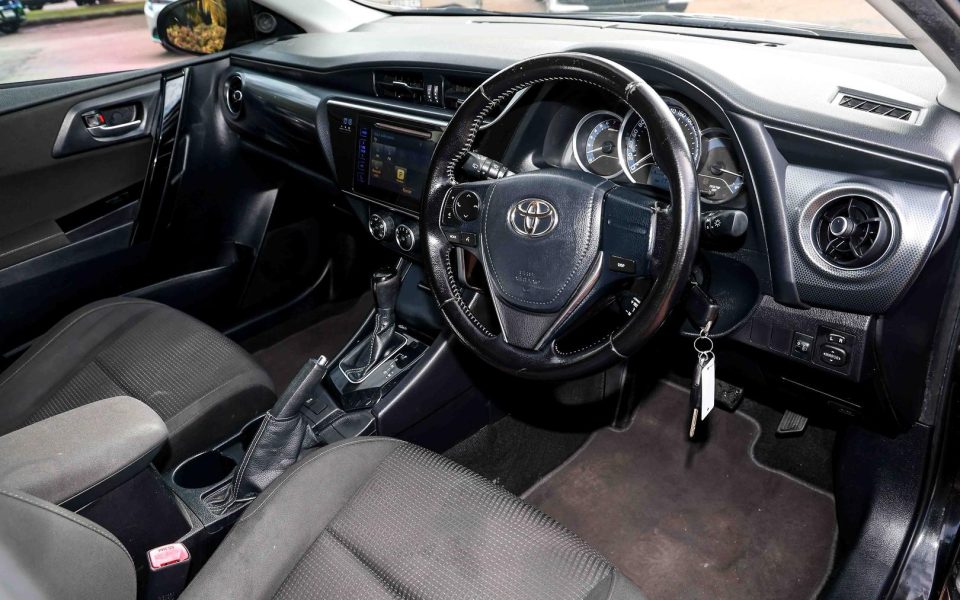 2015 Toyota Corolla Ascent Sport
