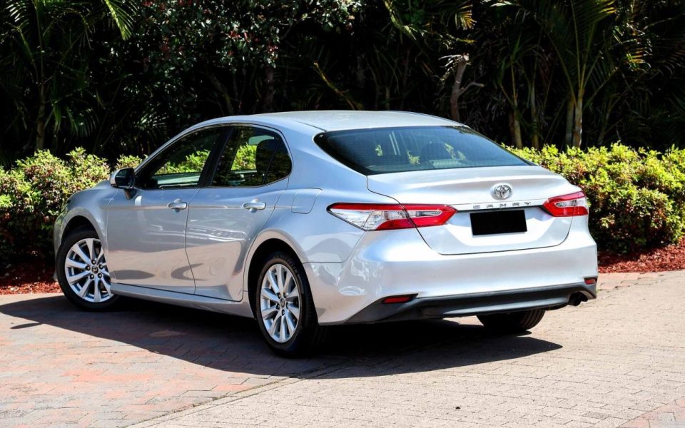 2018 TOYOTA Camry Ascent