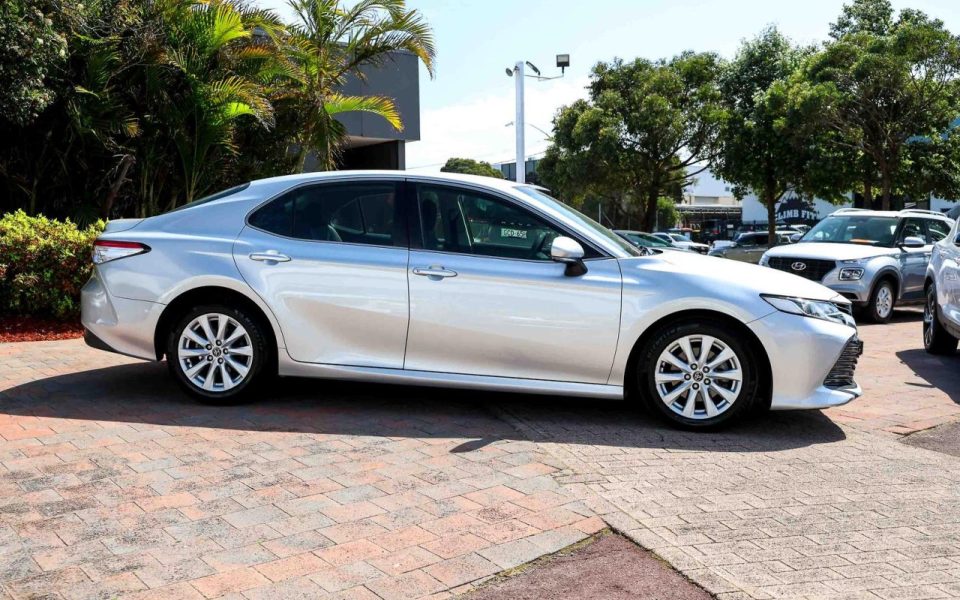 2018 TOYOTA Camry Ascent
