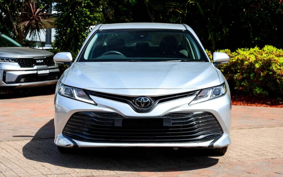2018 TOYOTA Camry Ascent