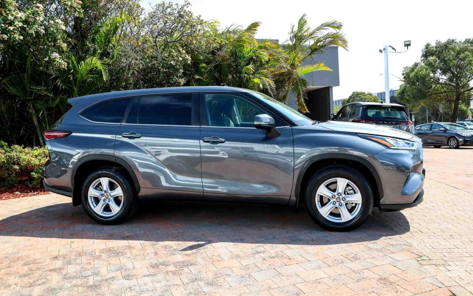 2025 Toyota Kluger Hybrid GX AWD