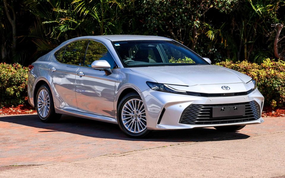 2024 TOYOTA Camry Hybrid Ascent