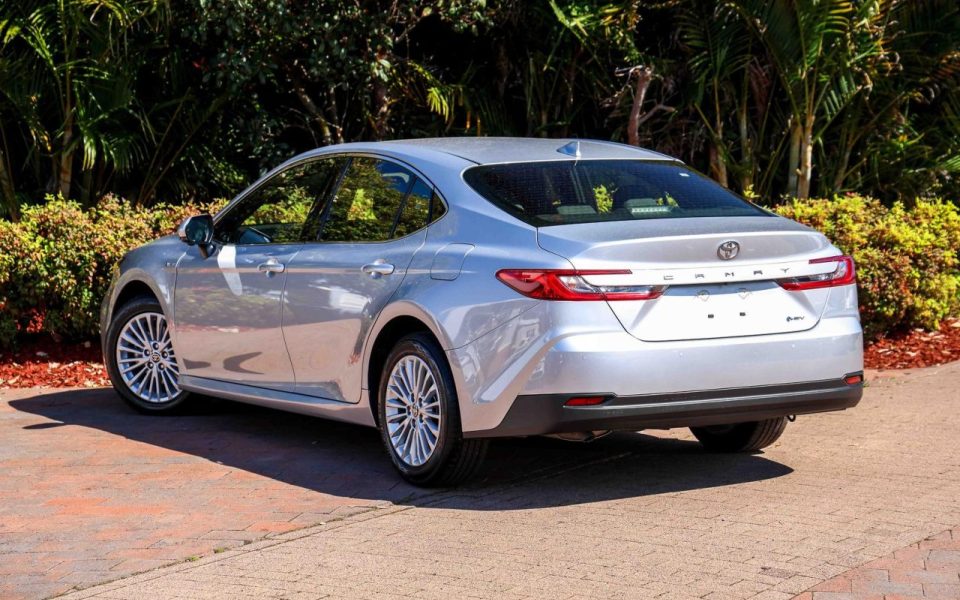 2024 TOYOTA Camry Hybrid Ascent