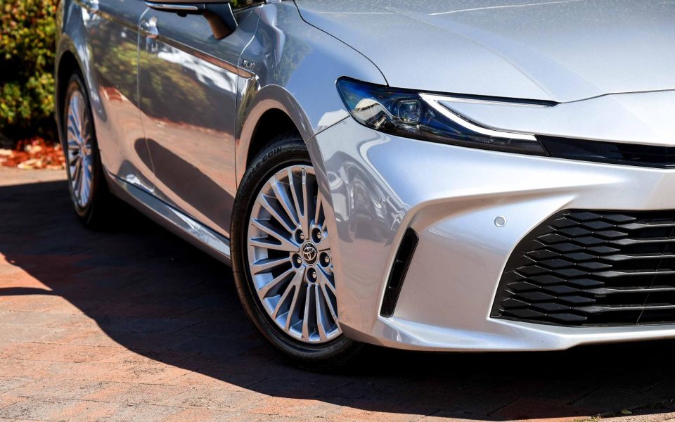 2024 TOYOTA Camry Hybrid Ascent