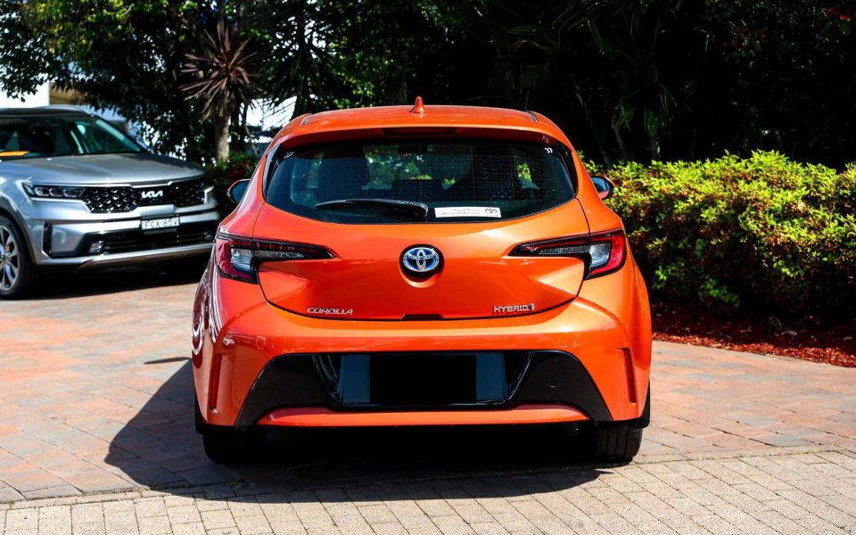 2023 TOYOTA Corolla Hatch Hybrid Ascent Sport