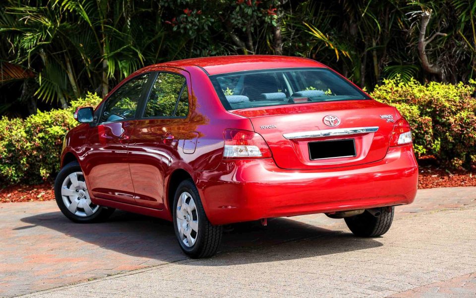 2011 Toyota Yaris YRS