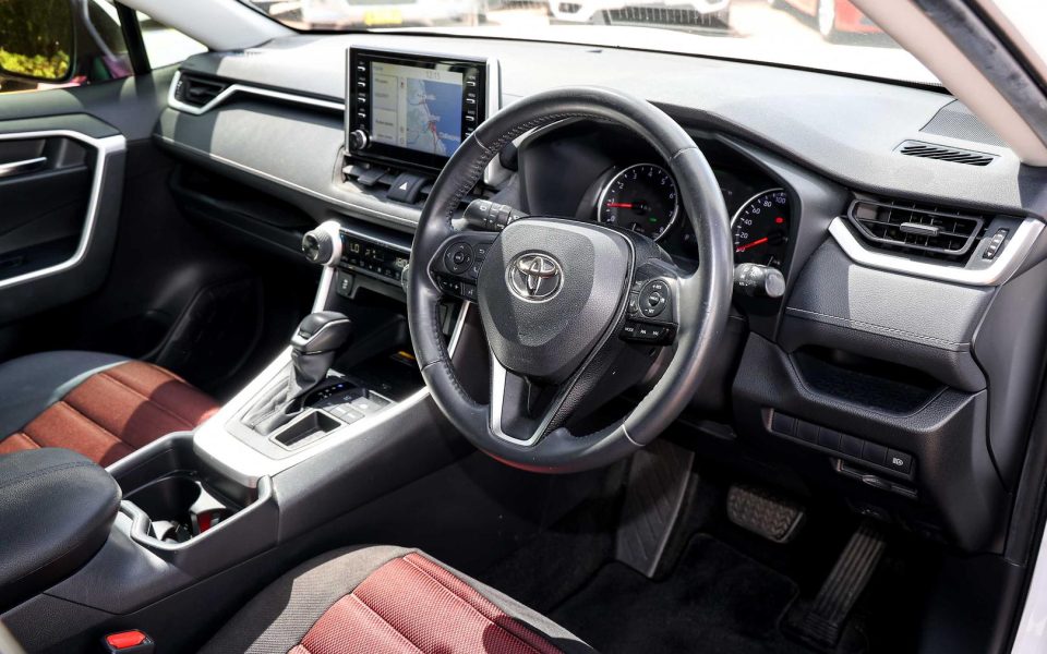 2020 TOYOTA RAV4 GXL-2WD