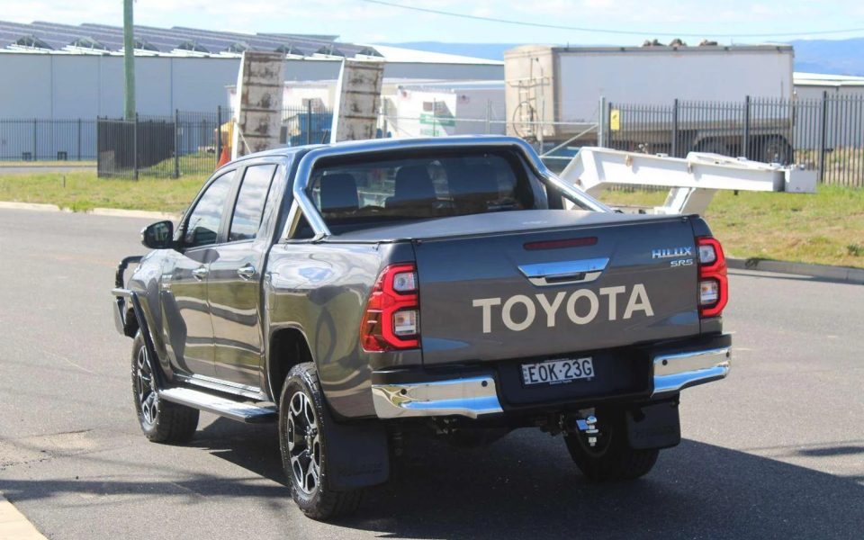 2021 Toyota Hilux SR5