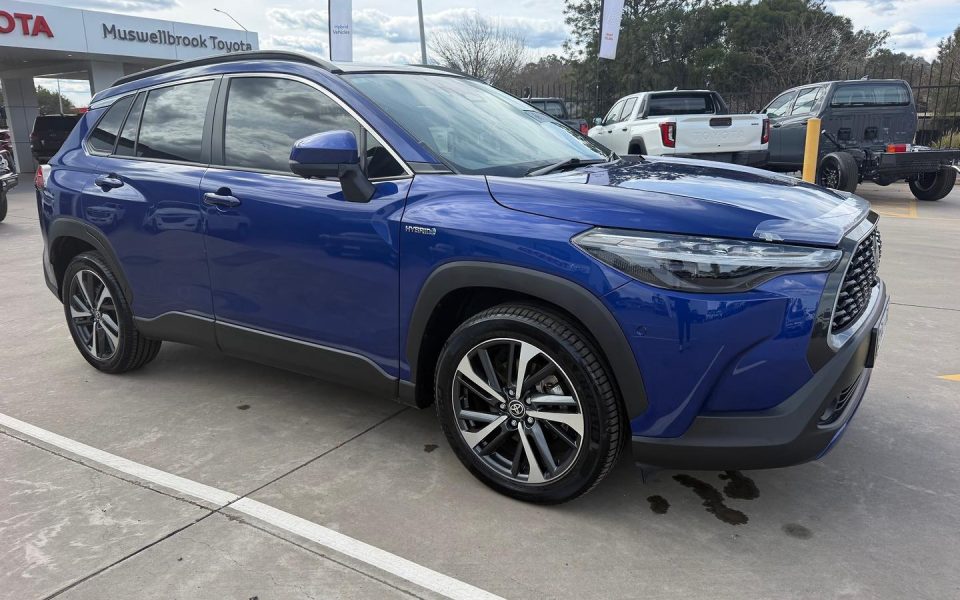 2023 Toyota Corolla Cross Hybrid Atmos AWD
