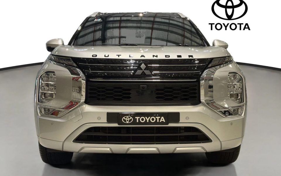 2023 Mitsubishi Outlander Exceed Tourer