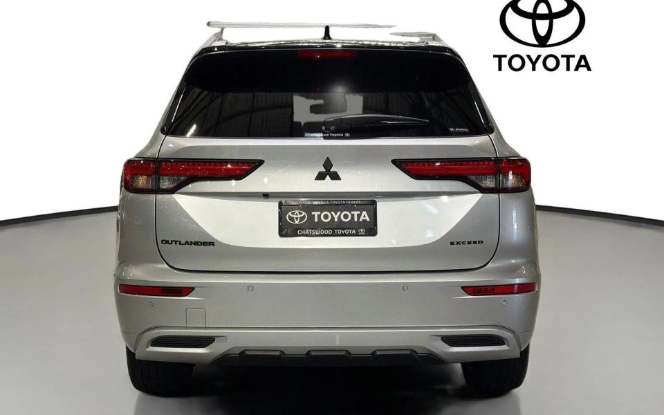 2023 Mitsubishi Outlander Exceed Tourer