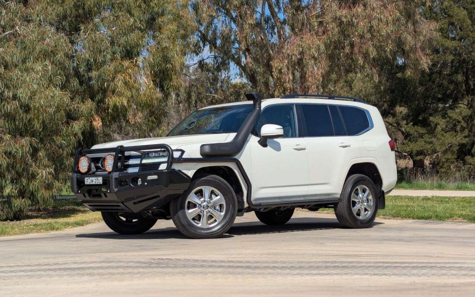 2024 Toyota Landcruiser VX
