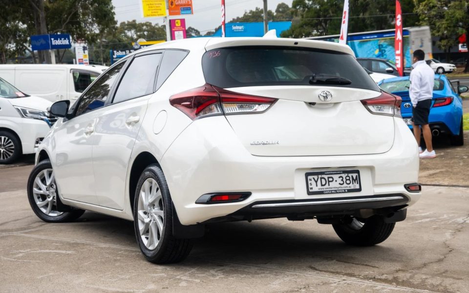 2016 Toyota Corolla Ascent Sport