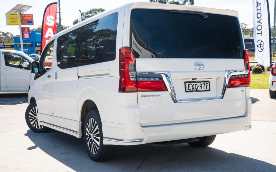 2023 Toyota Granvia VX