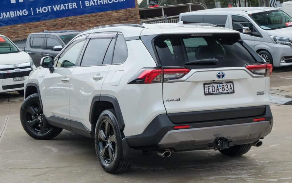2019 Toyota RAV4 Cruiser 2WD