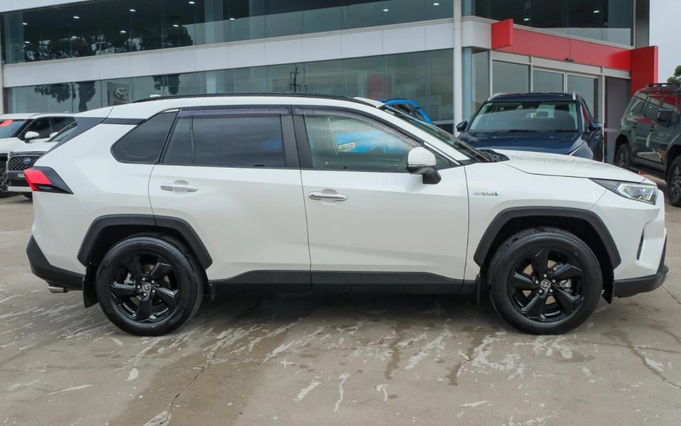 2019 Toyota RAV4 Cruiser 2WD