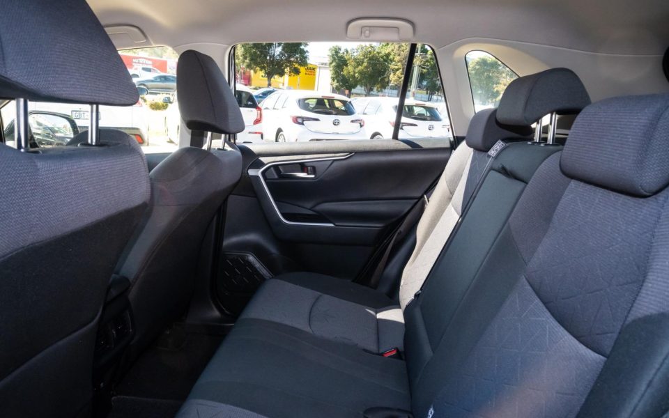 2020 Toyota RAV4 GXL-2WD