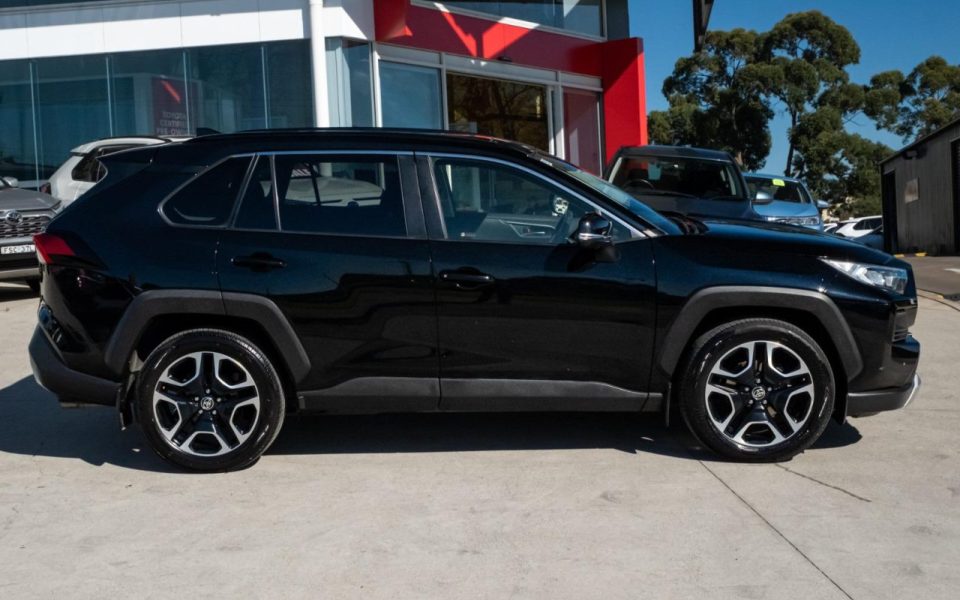 2019 Toyota RAV4 Edge AWD