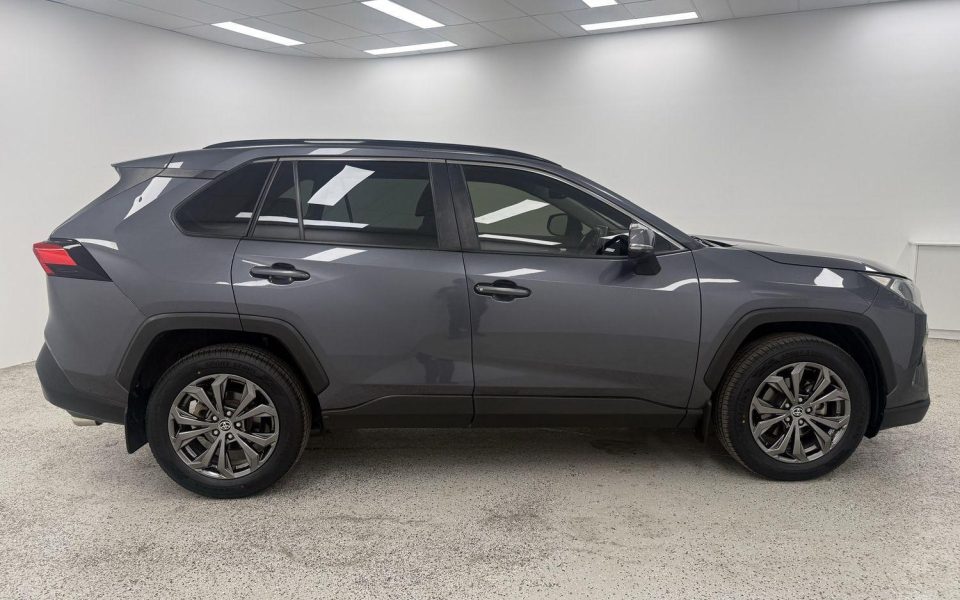 2021 Toyota RAV4 GXL-2WD