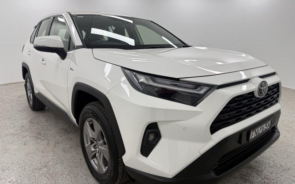 2025 Toyota RAV4 Hybrid GX AWD