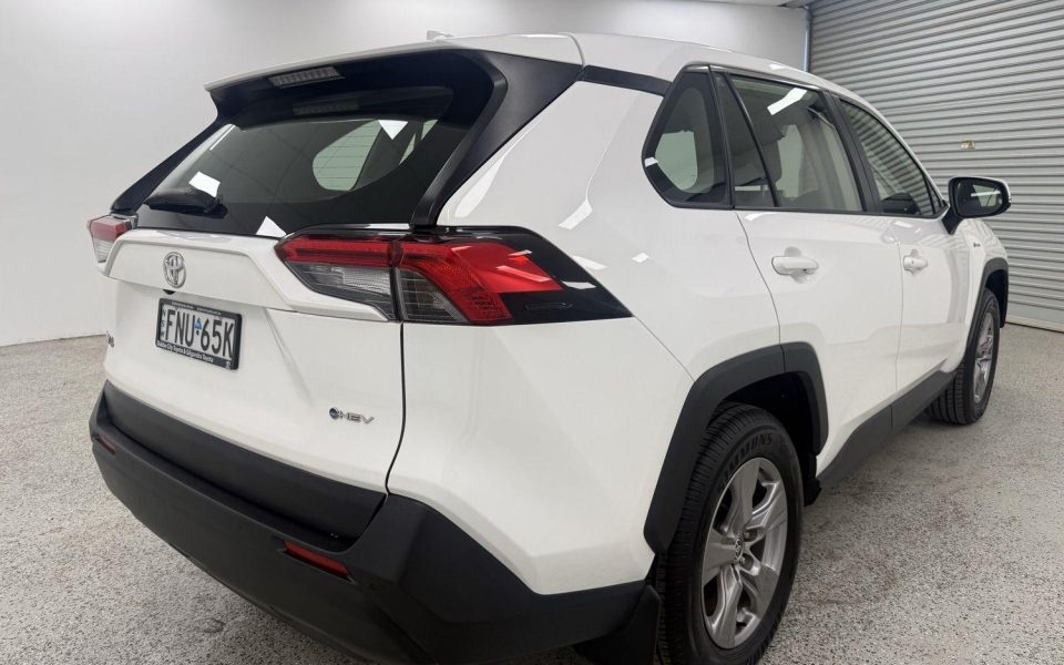 2025 Toyota RAV4 Hybrid GX AWD