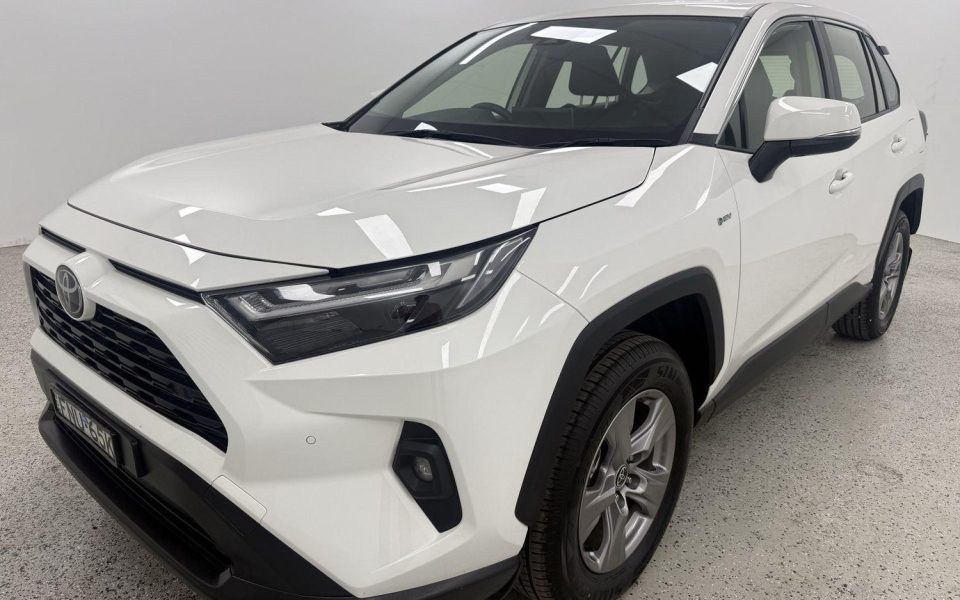 2025 Toyota RAV4 Hybrid GX AWD