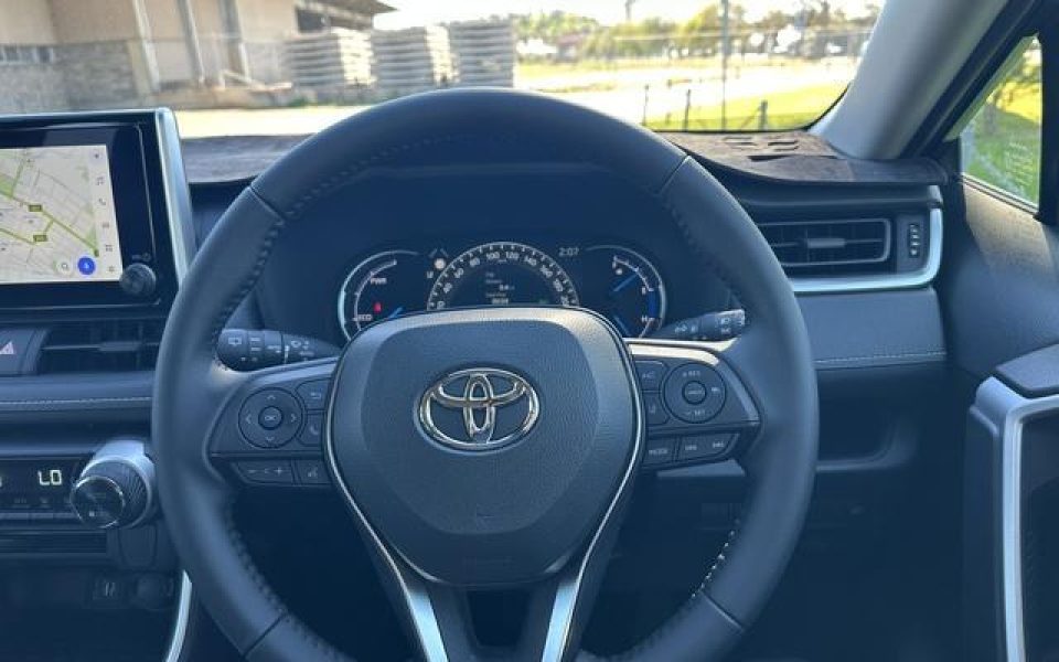 2025 Toyota RAV4 GX AWD