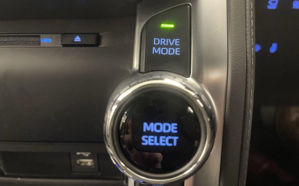 2022 Toyota Landcruiser VX