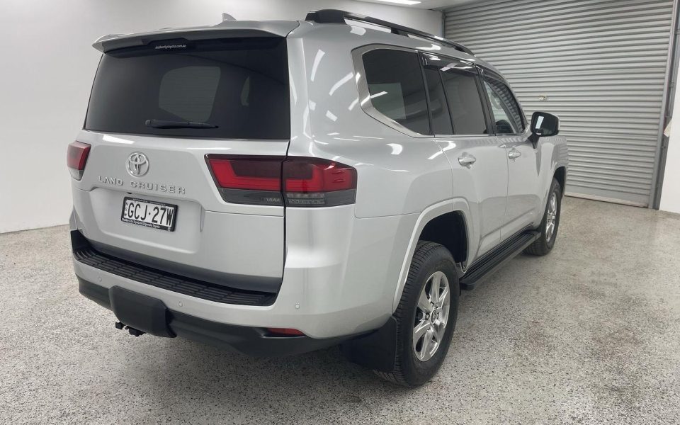 2022 Toyota Landcruiser VX