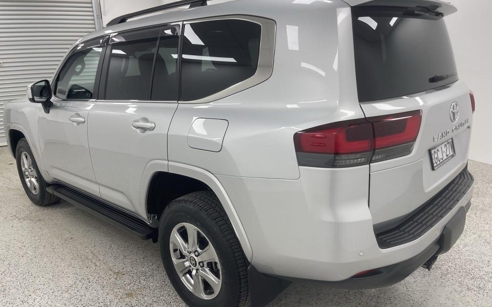 2022 Toyota Landcruiser VX
