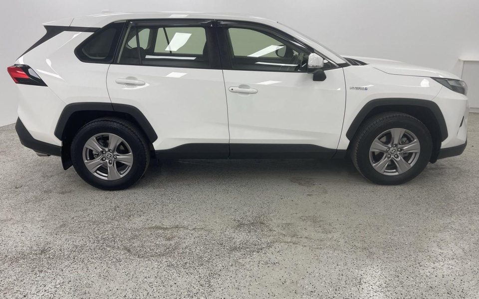 2024 Toyota RAV4 Hybrid GX-2WD