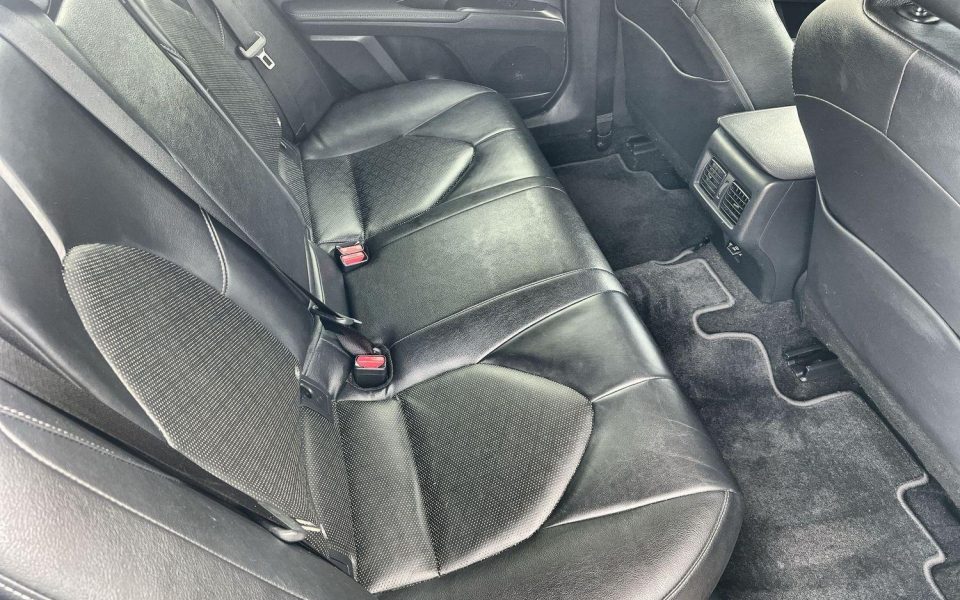 2021 Toyota Camry Hybrid SX