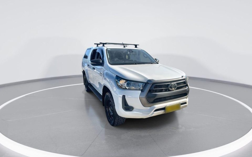 2020 Toyota Hilux SR
