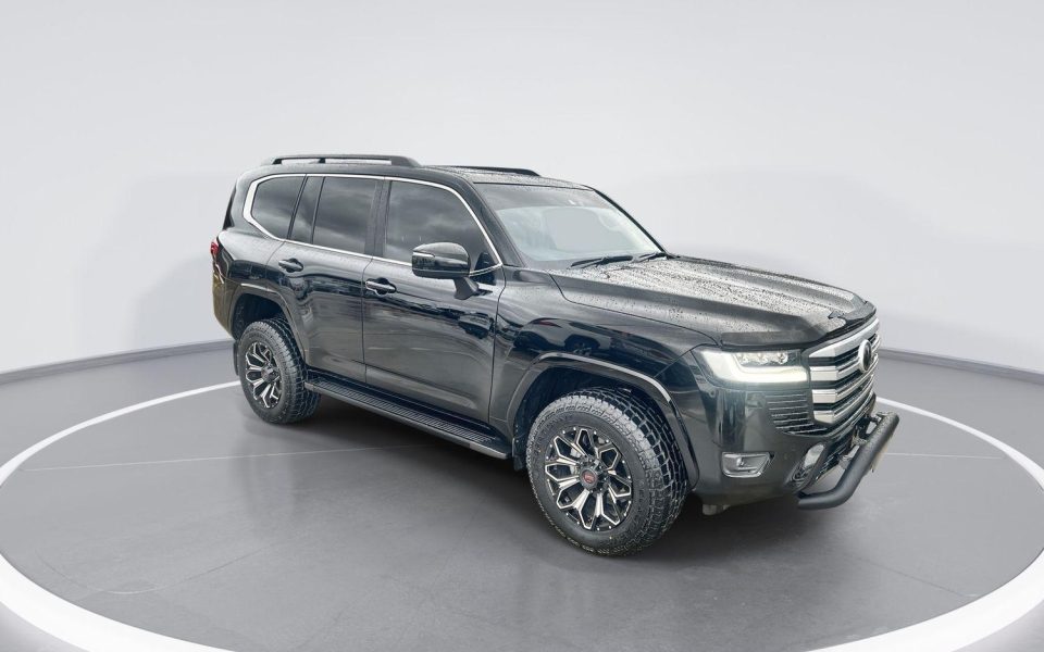 2022 Toyota Landcruiser VX