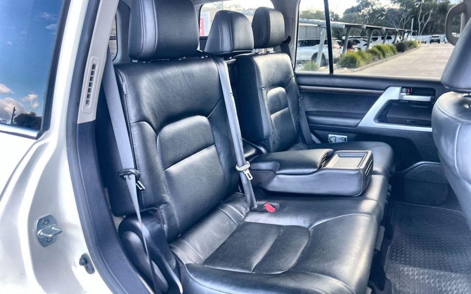 2021 Toyota Landcruiser VX