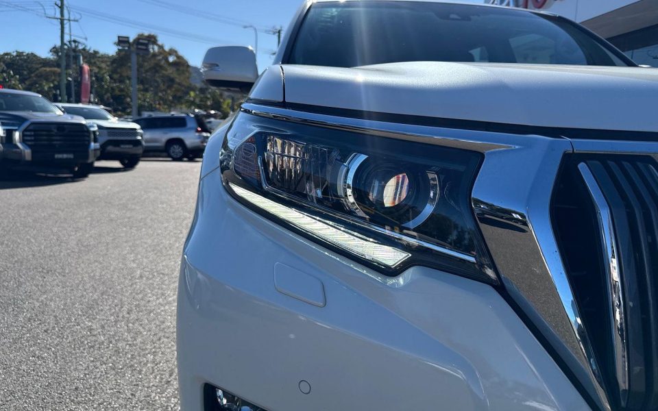2022 Toyota Landcruiser Prado VX