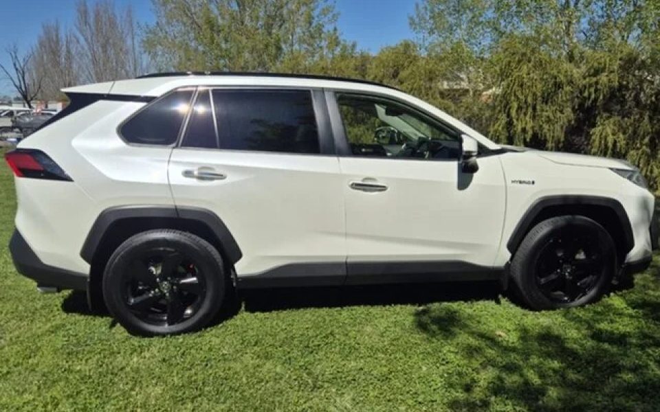 2020 Toyota RAV4 Hybrid Cruiser-AWD