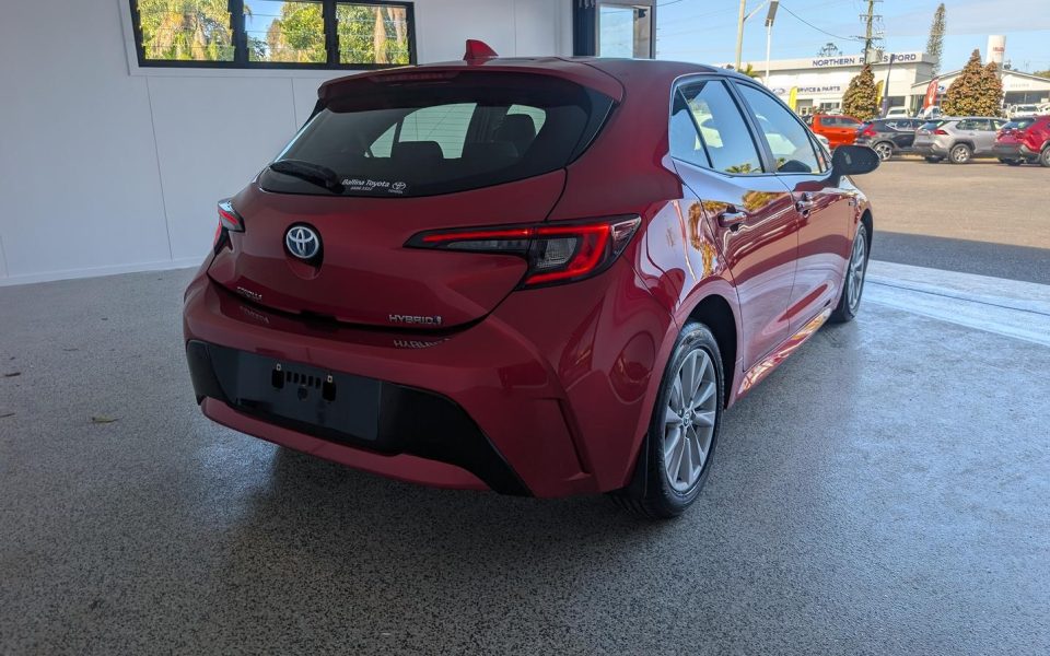 2023 Toyota Corolla Hatch Hybrid Ascent Sport