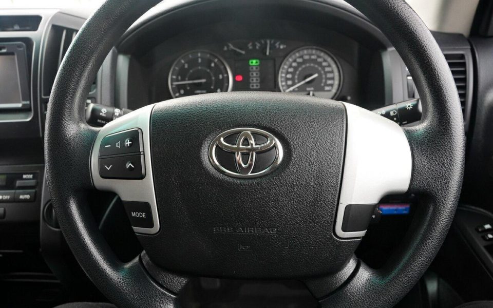 2013 Toyota Landcruiser GXL